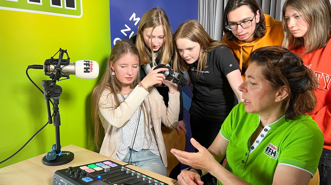 FFH-Mediencamp: 50 Jugendliche aus ganz Hessen lernen von Medienprofis