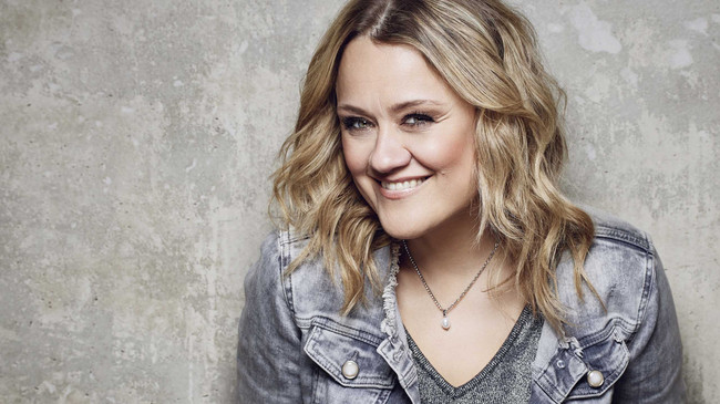 Silvia am Sonntag - zu Gast: Komikerin Lisa Feller