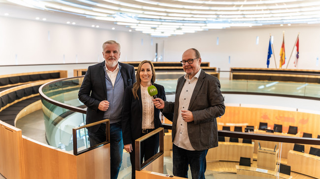 HIT RADIO FFH eröffnet Studio im Hessischen Landtag