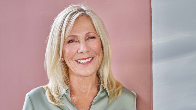 Silvia am Sonntag mit Moderatorin Ulrike von der Groeben